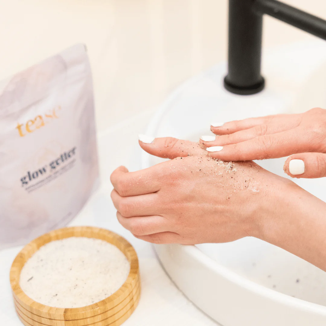 Glow Getter Earl Grey Body Scrub - Image 3